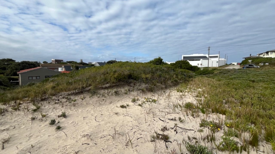 Commercial Property for Sale in Paradise Beach Eastern Cape
